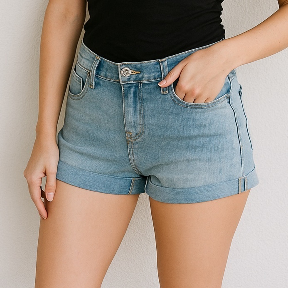 Old Navy Women's Mid Rise Blue Fitted Jean Shorts rolled Cuff size 2